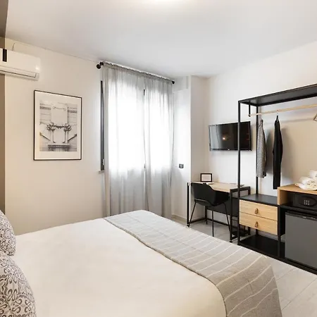 Attico43 Bed & Breakfast 2*