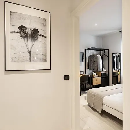 Attico43 Bed & Breakfast 2*
